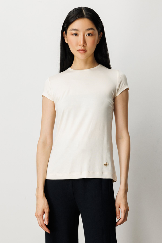 بلوزة أساسية بأكمام قمرية وياقة من عشرة زيرو