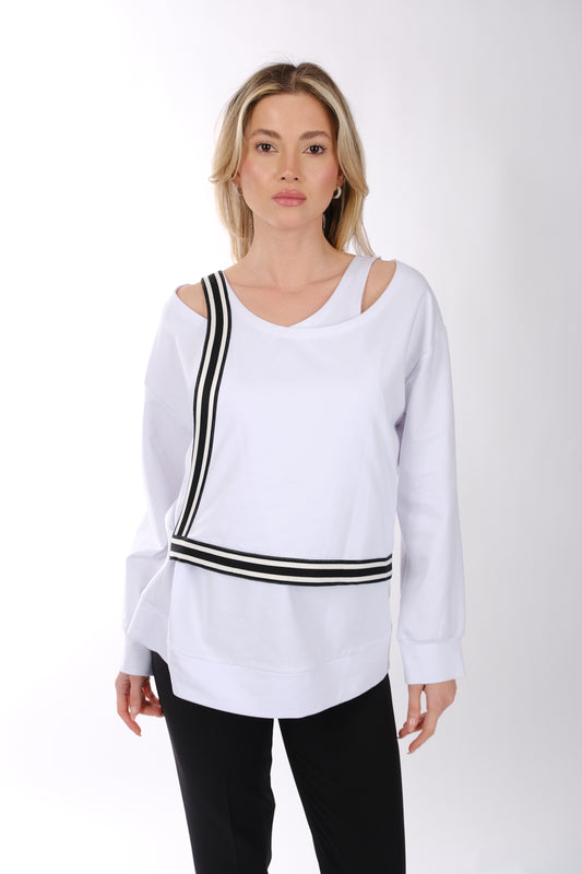 بلوزة نسائية من Ysatis بتصميم بسيط وقصة واسعة وفتحة رقبة على شكل حرف V وأكمام طويلة - مناسبة للمناسبات غير الرسمية والخاصة