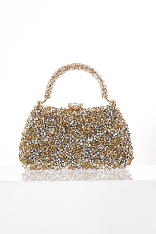 حقيبة سهرة مزينة بالترتر والأحجار