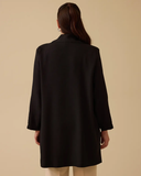 جاكيت بغطاء رأس بأكمام قابلة للطي مطرزة بمقاسات كبيرة من Gala-Xi