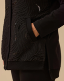 جاكيت مطرز بالترتر بمقاسات كبيرة من Gala-Xi