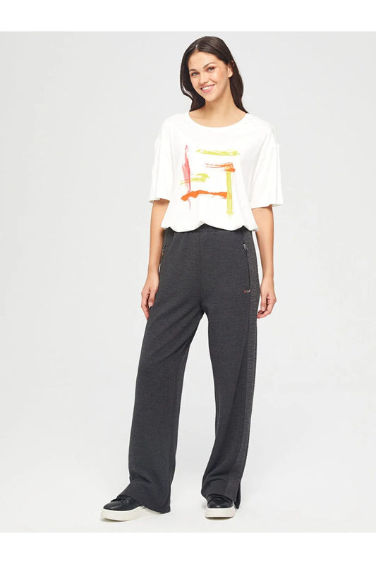 ملابس رياضية نسائية من Faik Sönmez U67807