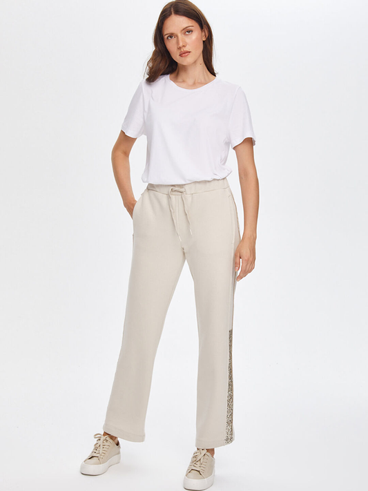 ملابس رياضية نسائية من Faik Sönmez U69254