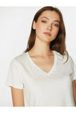 Faik Sönmez Minimalist V Yaka Kısa Kol Kadın T-Shirt - Günlük Tarz