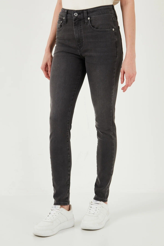Levi's Minimalist Slim Fit Yüksek Bel Kadın Jean - Günlük Şıklık