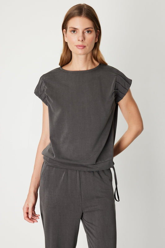 عشرة بلوزات نسائية 26KON66355