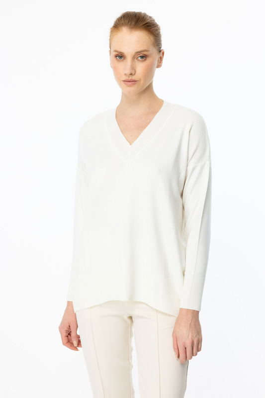 On Kadın V Yaka Oversize Kazak - Minimalist ve Rahat