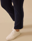 بنطلون بمقاسات كبيرة بخصر مطاطي وجيوب من Gala-Xi