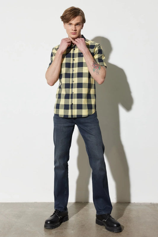 بنطلون جينز رجالي من رانجلر W121026001