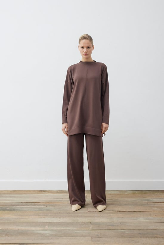 طقم بنطلون محبوك من فوليتا ميريز