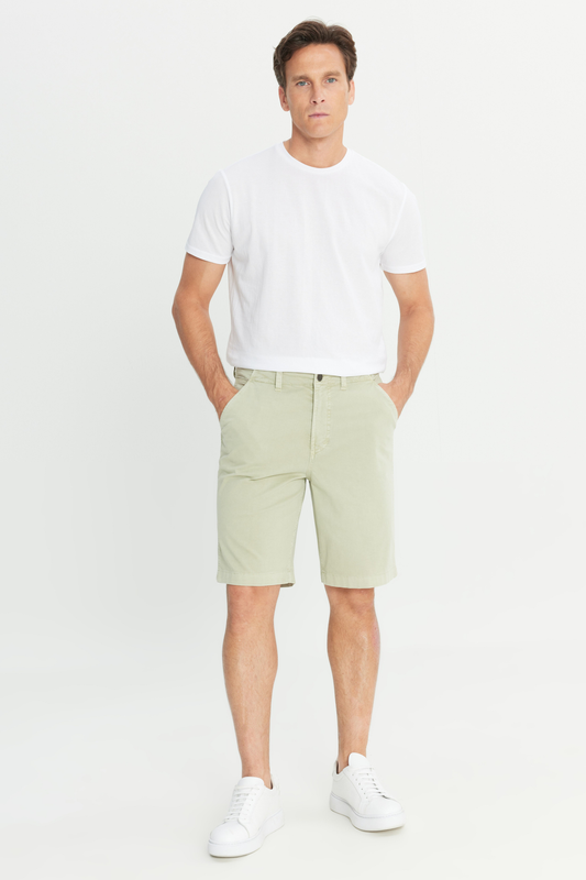 Regular Fit Normal Kesim Lastik Bel Detaylı Uçuk Yeşil Pamuklu Esnek Chino Şort