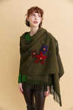 Kadın Örgü Çiçek İşlemeli Püsküllü Şal Desen