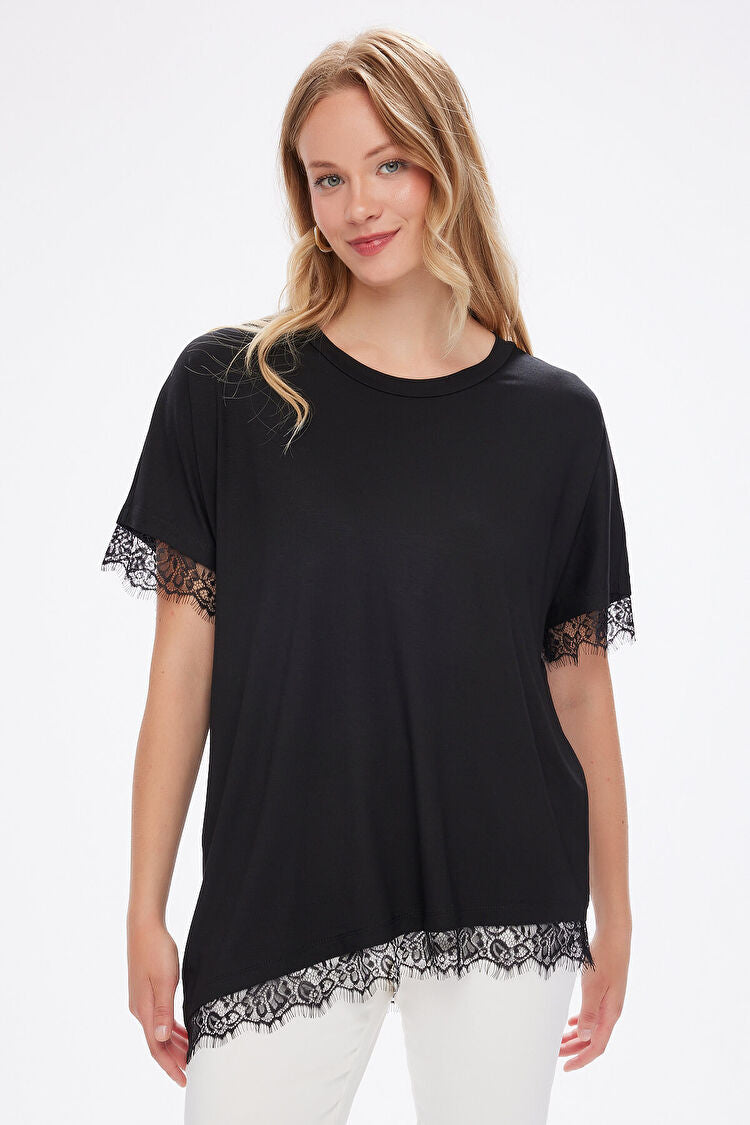 Asimetrik Dantel Garnili Yuvarlak Yaka T-Shirt UW27TSH086 Ana görsel