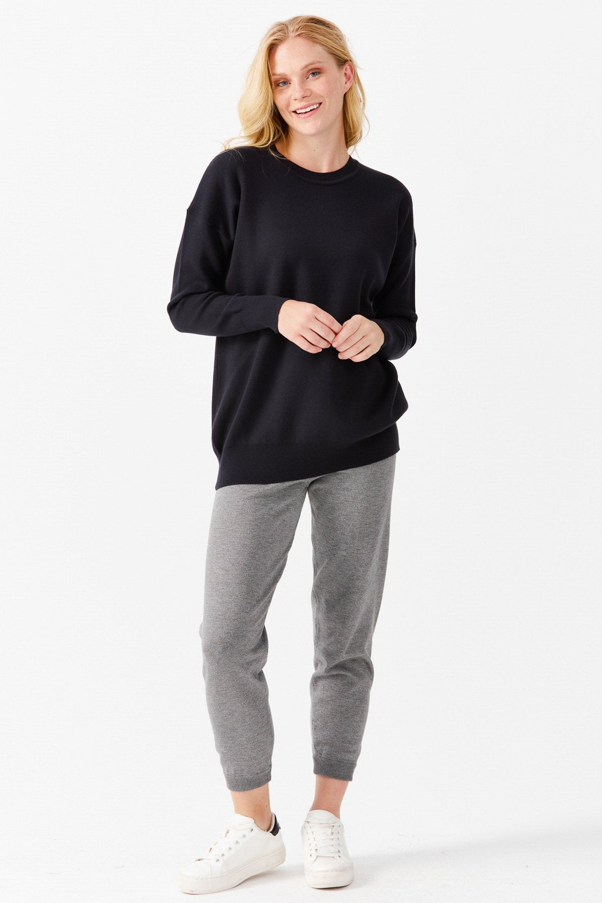 Desen Kadın Oversize Uzun Kol Minimalist Bluz - Rahat ve Şık Translation missing: tr.content.product_image_secondary
