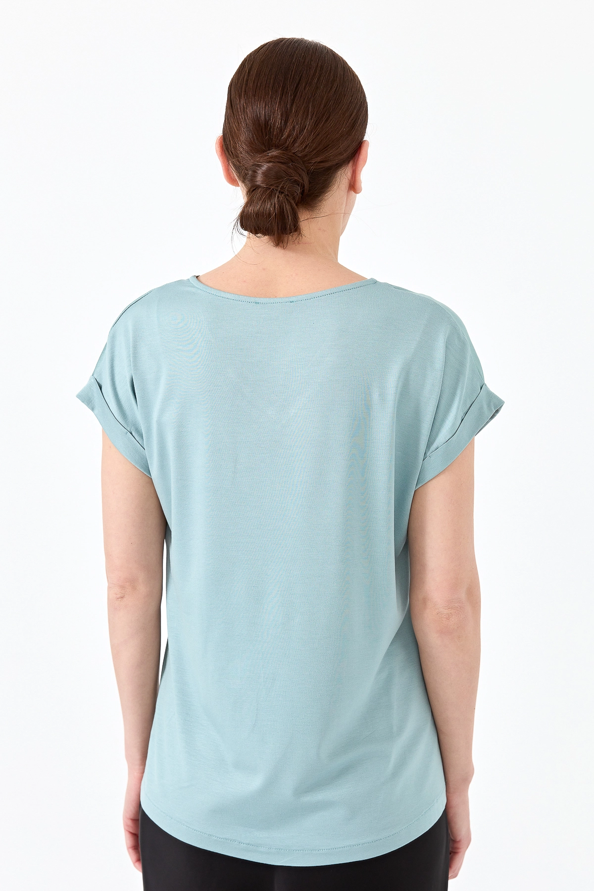 Desen Minimalist V Yaka Kısa Kol Oversize Kadın Bluz - Günlük Şıklık Translation missing: tr.content.product_image_secondary