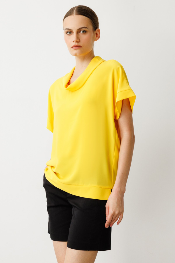 On Minimalist Oversize Kapak Yaka Kısa Kol Kadın Bluz - Günlük Stil