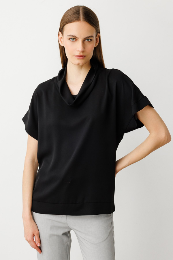 On Minimalist Oversize Kapak Yaka Kısa Kol Kadın Bluz - Günlük Stil