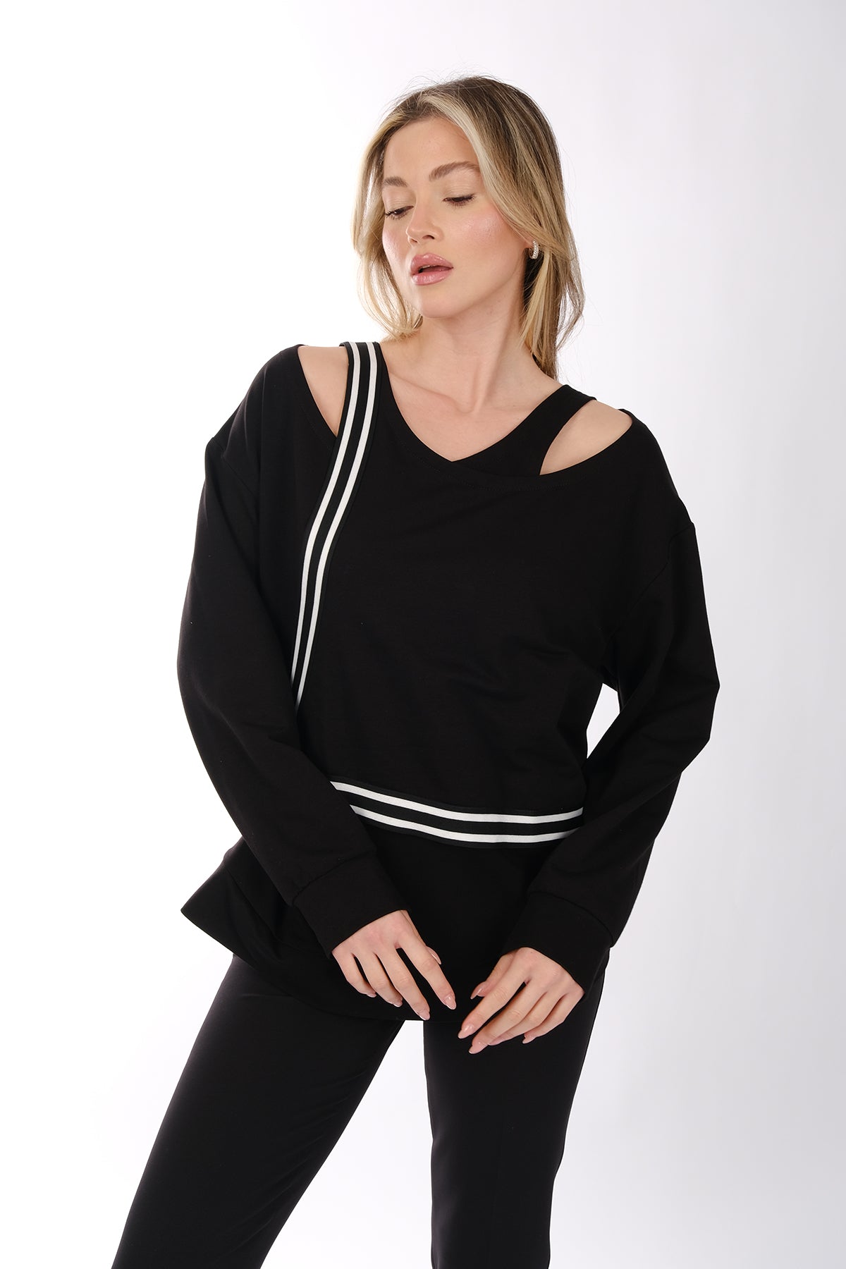 Ysatis Minimalist Oversize V Yaka Uzun Kol Kadın Bluz - Günlük & Özel Gün