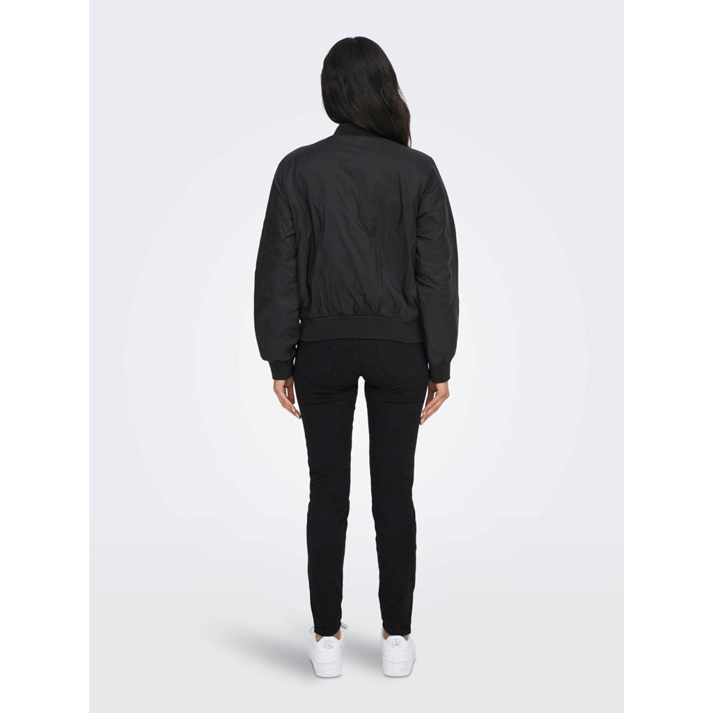 Only Minimalist Crop Bomber Ceket - Günlük & Şık | Hemen Al!