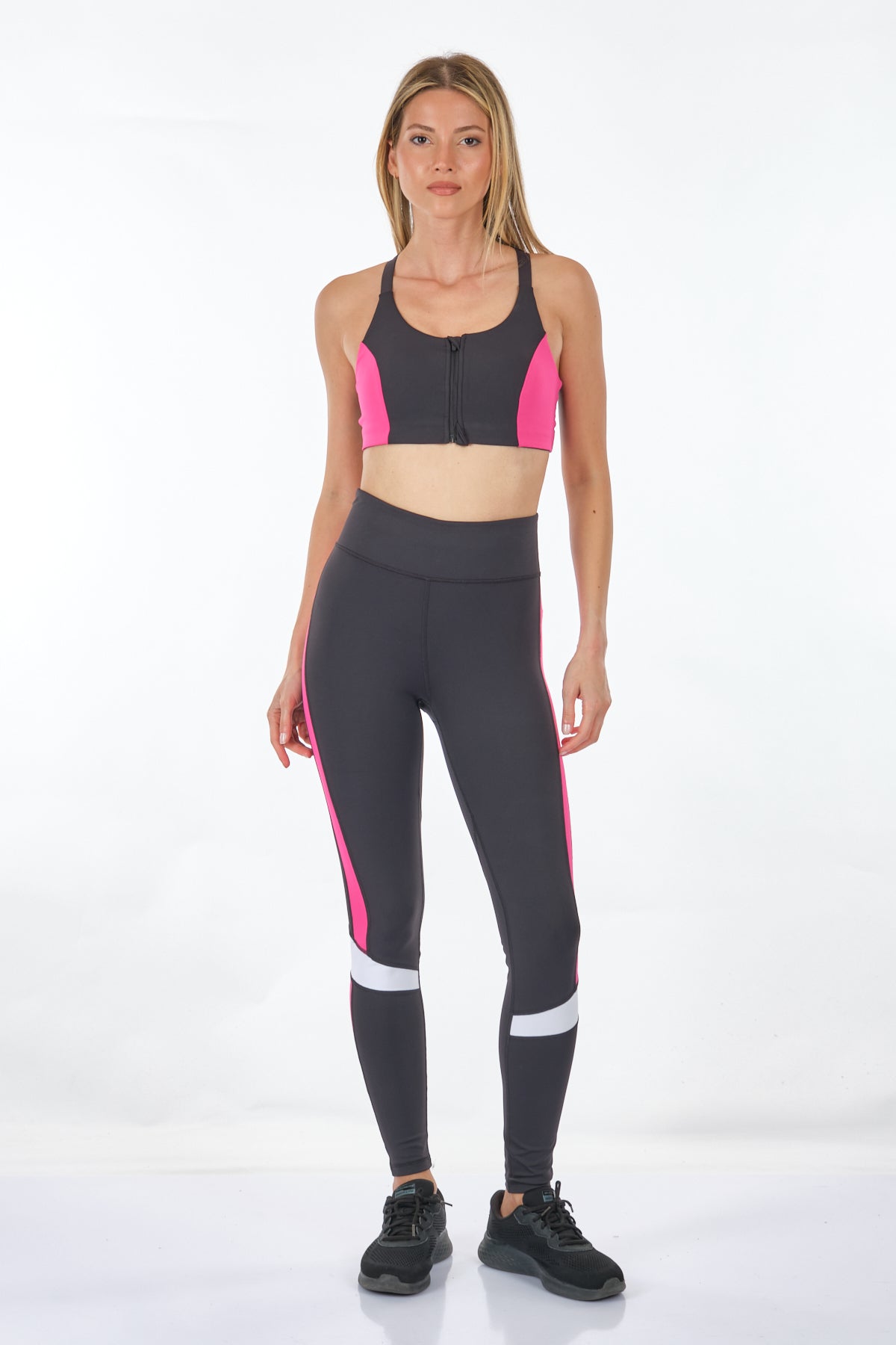 Only Fermuarlı Crop Spor Büstiyer - Minimalist Tasarım Translation missing: ar.content.product_image_main