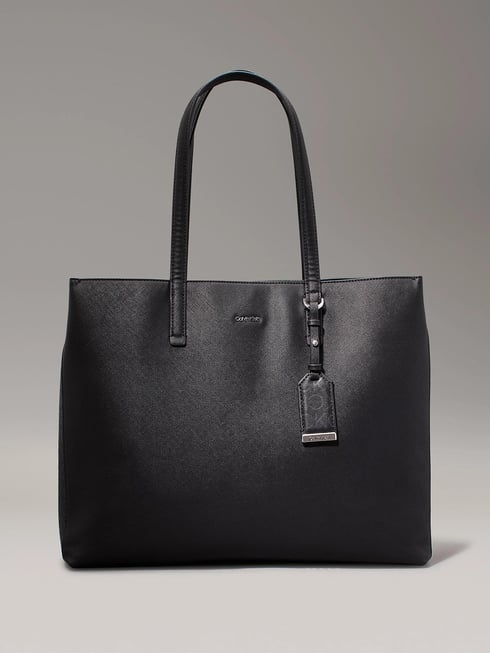 Calvin Klein Minimalist Tote Çanta - Günlük Kullanım için İdeal Deri Çanta Translation missing: ar.content.product_image_main