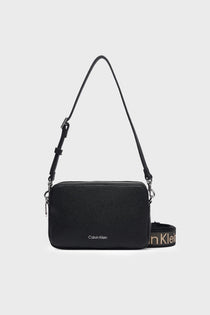 Calvin Klein Kadın Çapraz Çanta LV04F3656G