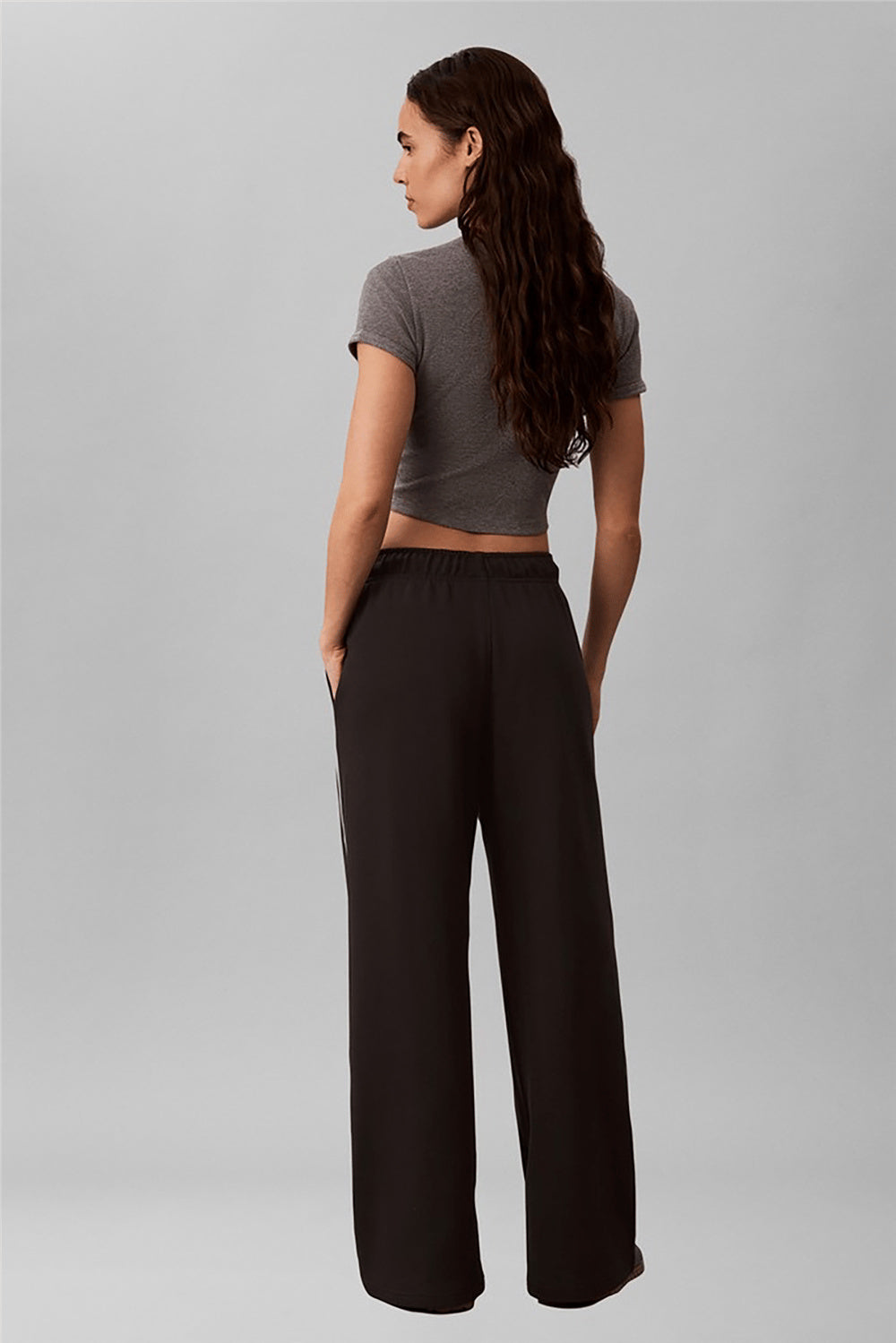 Calvin Klein Logolu Pamuklu Yüksek Bel Bol Paça Kadın Pantolon LV047H258G