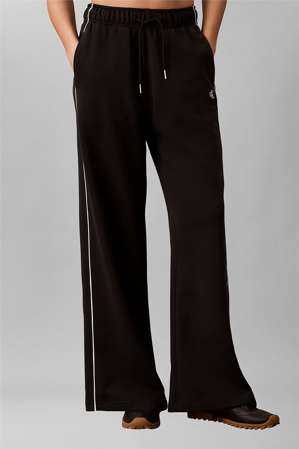 Calvin Klein Logolu Pamuklu Yüksek Bel Bol Paça Kadın Pantolon LV047H258G
