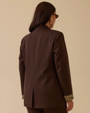 جاكيت بمقاسات كبيرة بنقشة جلد النمر وتفاصيل أزرار مزدوجة من Gala-Xi