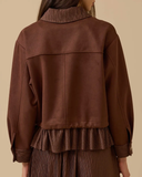 جاكيت من جلد الغزال بتفاصيل الكشكشة