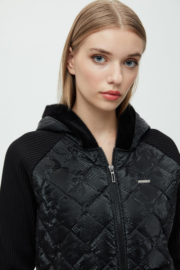 Daido Kapüşonlu Oversize Minimalist Kadın Mont - Kışlık, Günlük, Spor