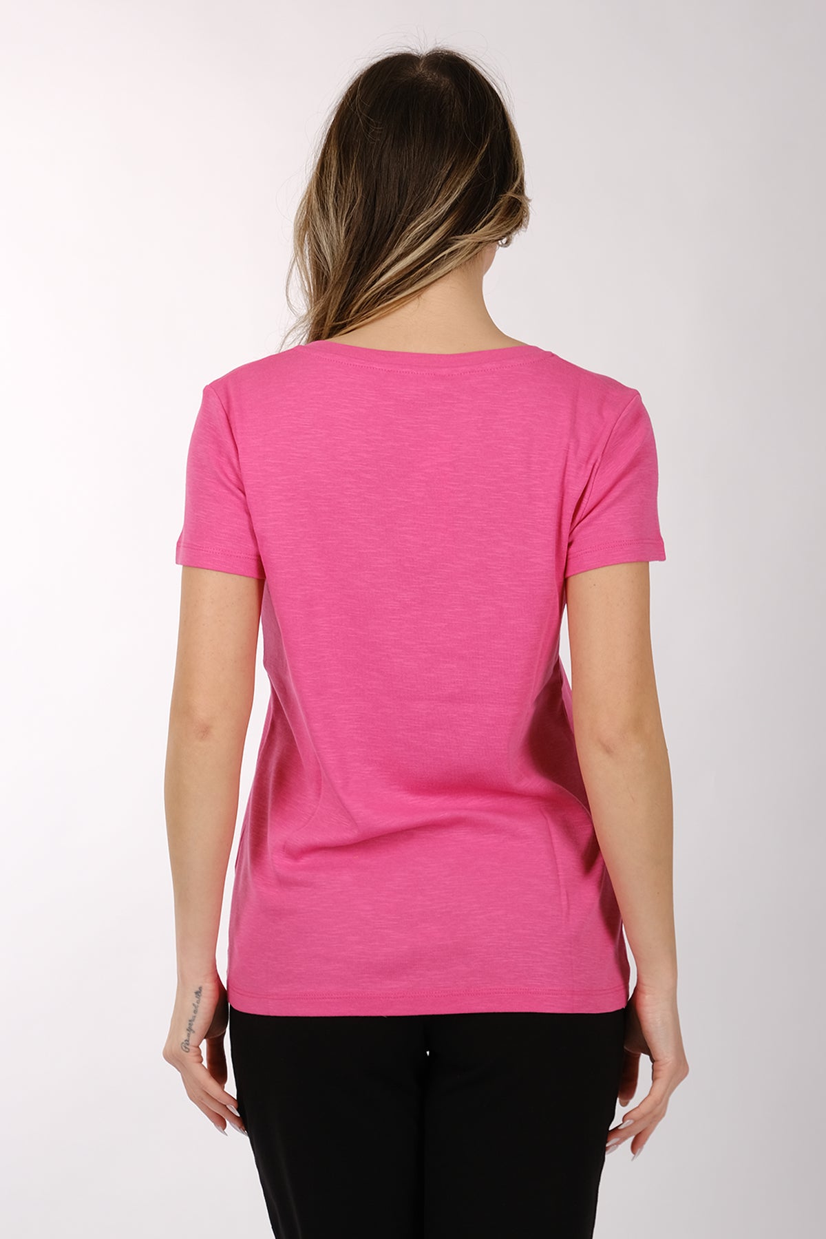 Daido Kadın Oversize V Yaka Kısa Kol Minimalist T-Shirt