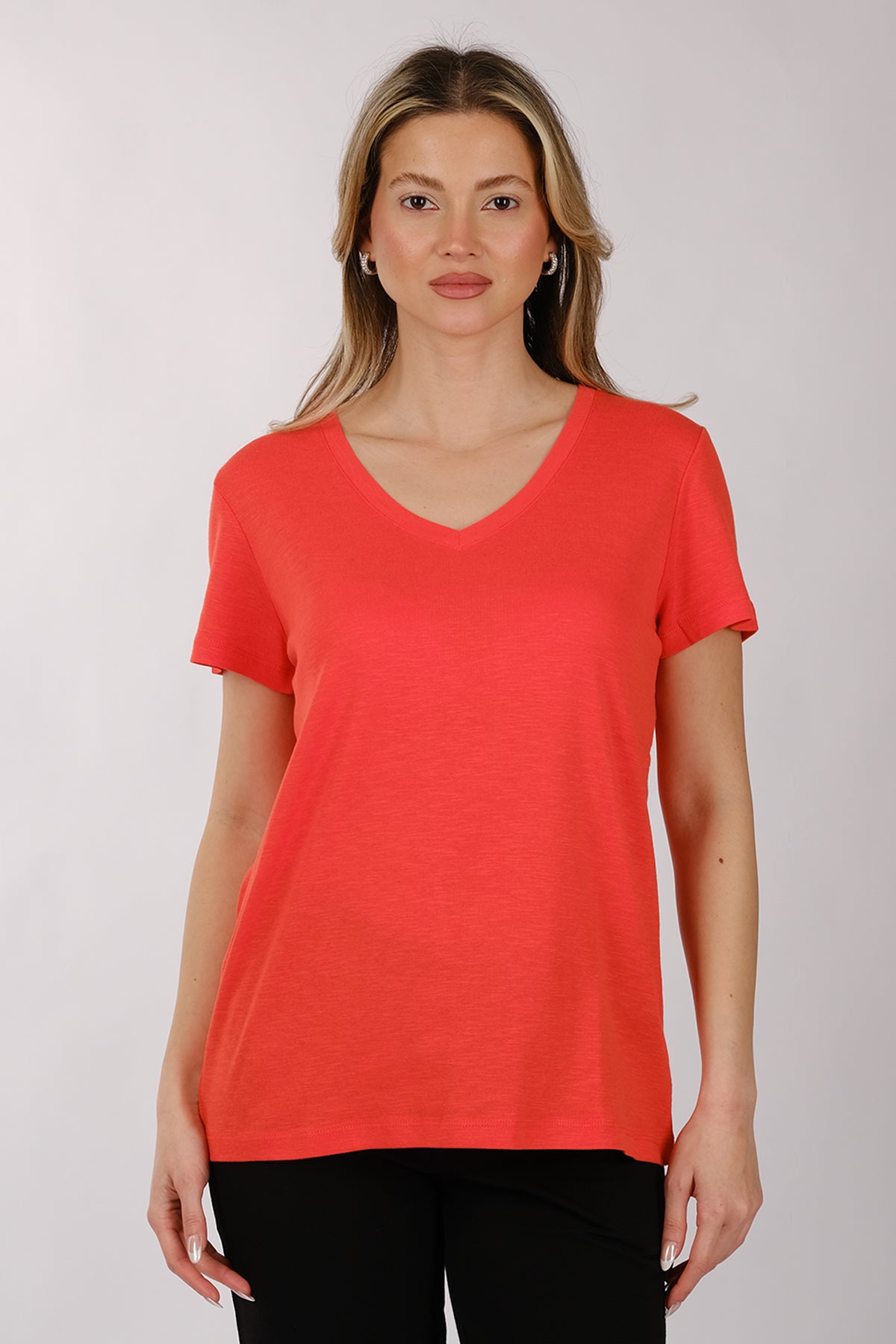 Daido Kadın Oversize V Yaka Kısa Kol Minimalist T-Shirt Ana görsel