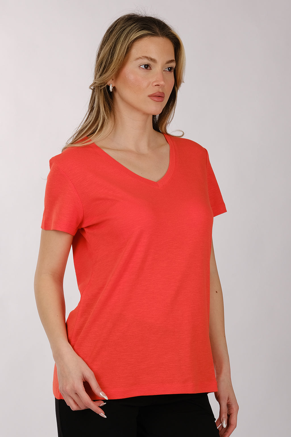 Daido Kadın Oversize V Yaka Kısa Kol Minimalist T-Shirt