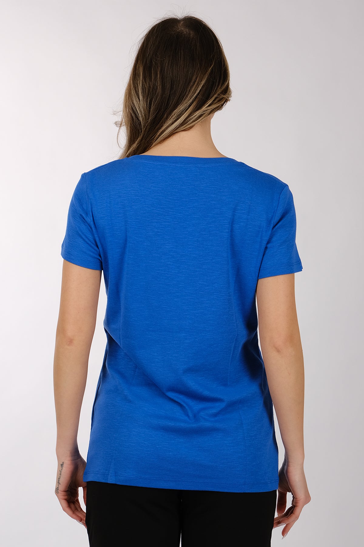 Daido Kadın Oversize V Yaka Kısa Kol Minimalist T-Shirt