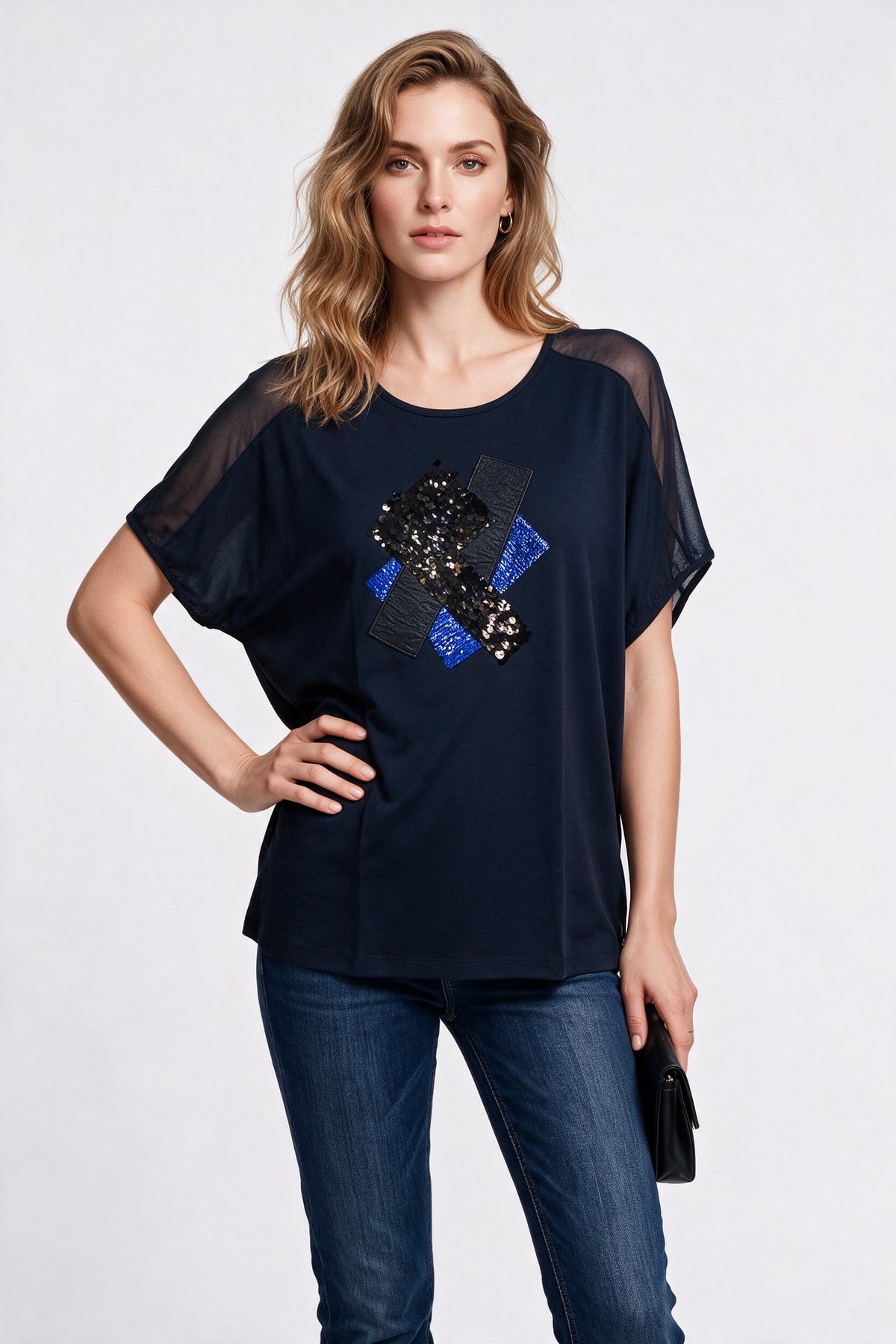 Daıdo Kadın Bisiklet Yaka Payet İşlemeli Tül Detaylı Dökümlü T-Shirt