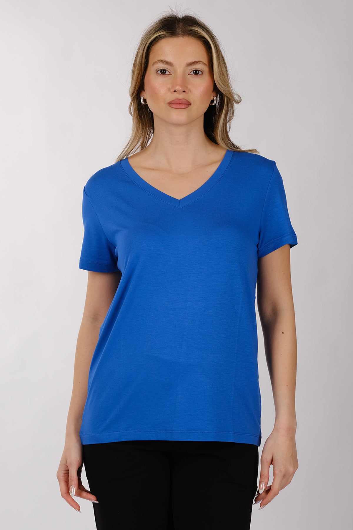 Daıdo Minimalist V Yaka Kısa Kol Kadın T-Shirt - Günlük Kullanım Ana görsel