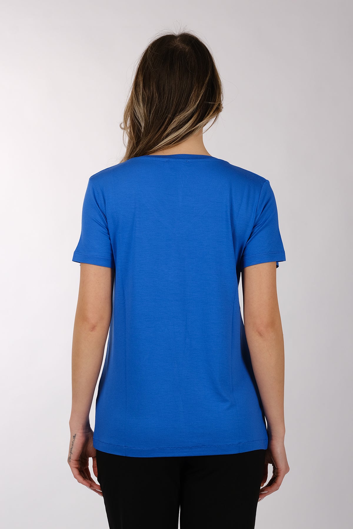 Daıdo Minimalist V Yaka Kısa Kol Kadın T-Shirt - Günlük Kullanım