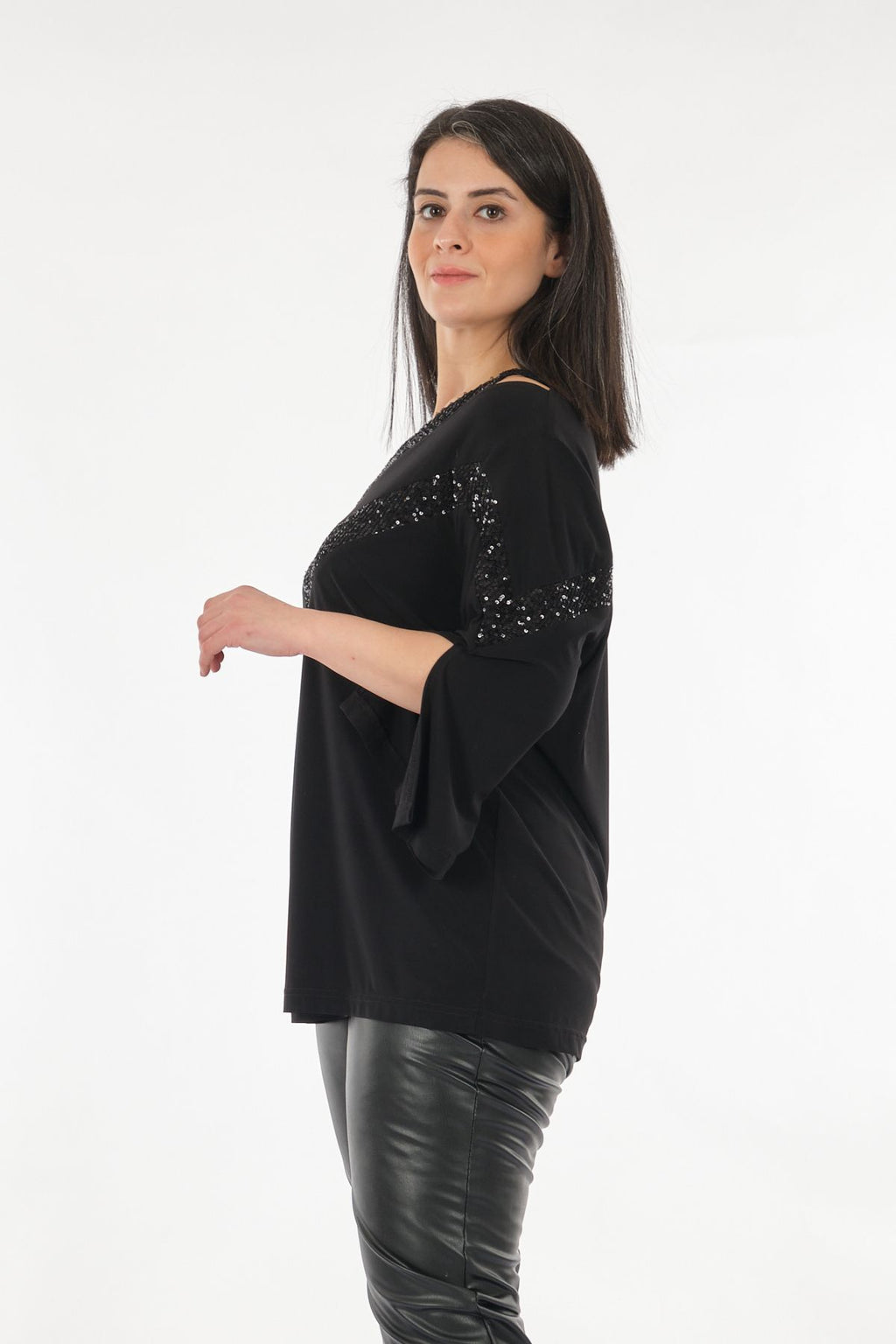DE WHITE'S Oversize V Yaka 3/4 Kol Pullu Minimalist Bluz