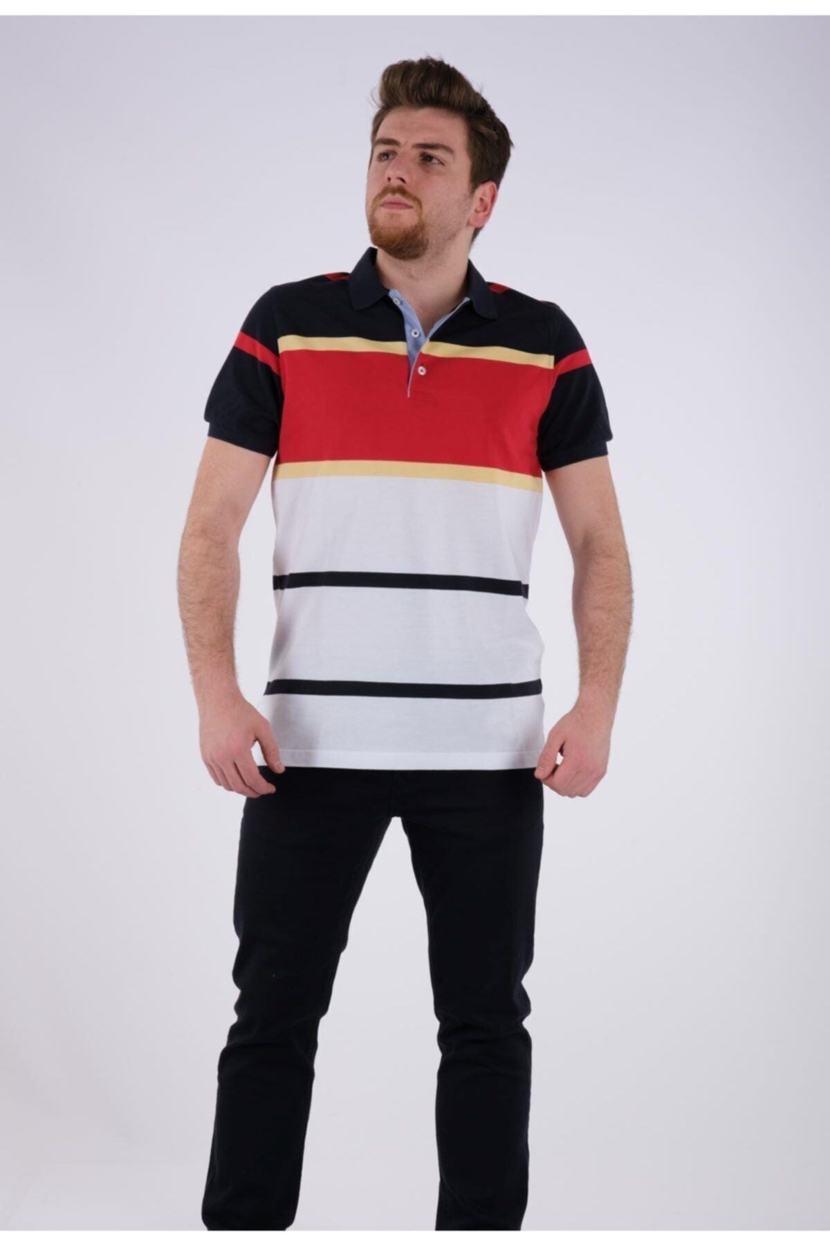 Desen Minimalist Polo Yaka Kısa Kol Erkek T-Shirt - Günlük Şıklık