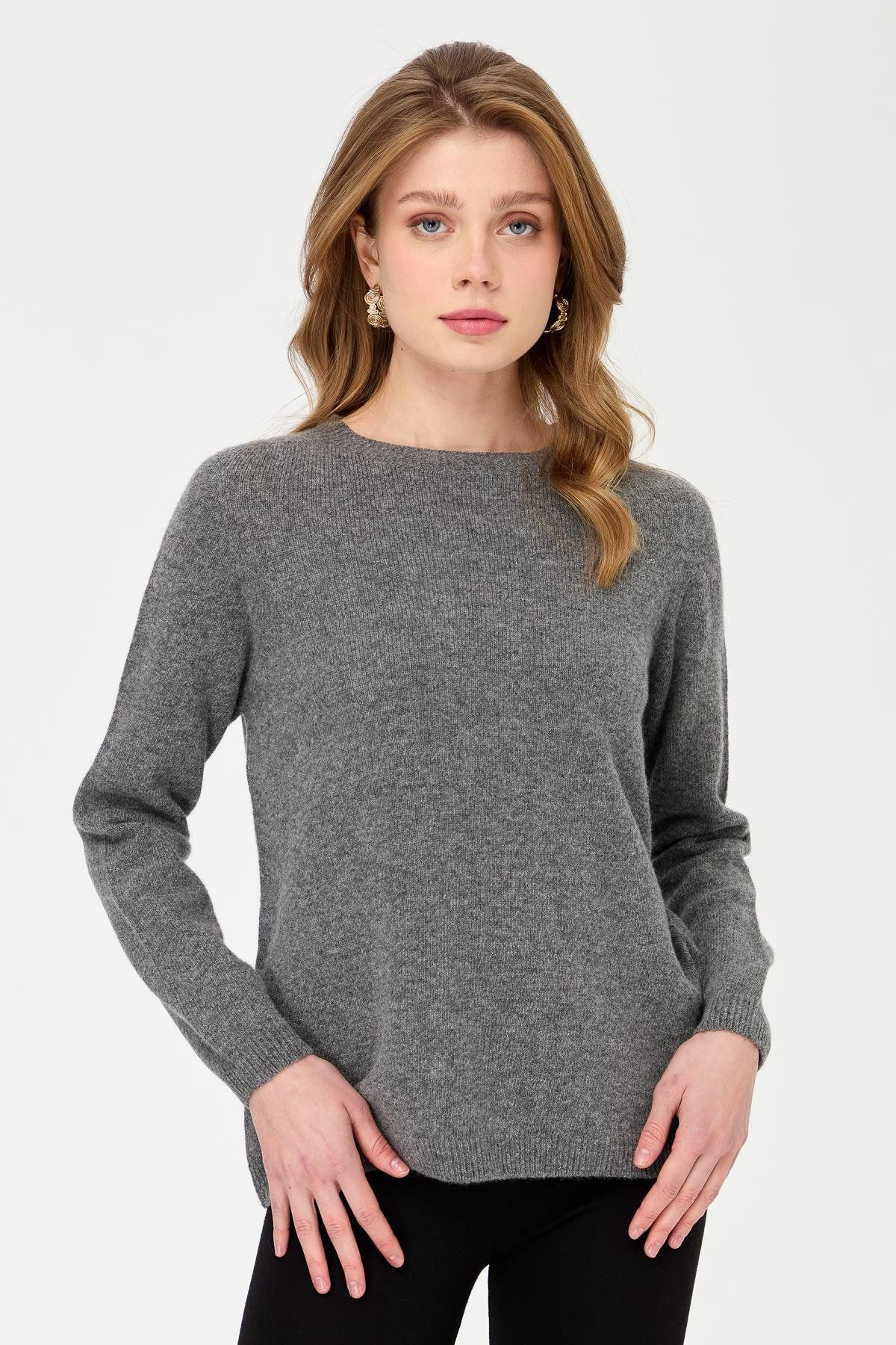 Desen Kadın Minimalist Yuvarlak Yaka Uzun Kol Kazak - Günlük Stil