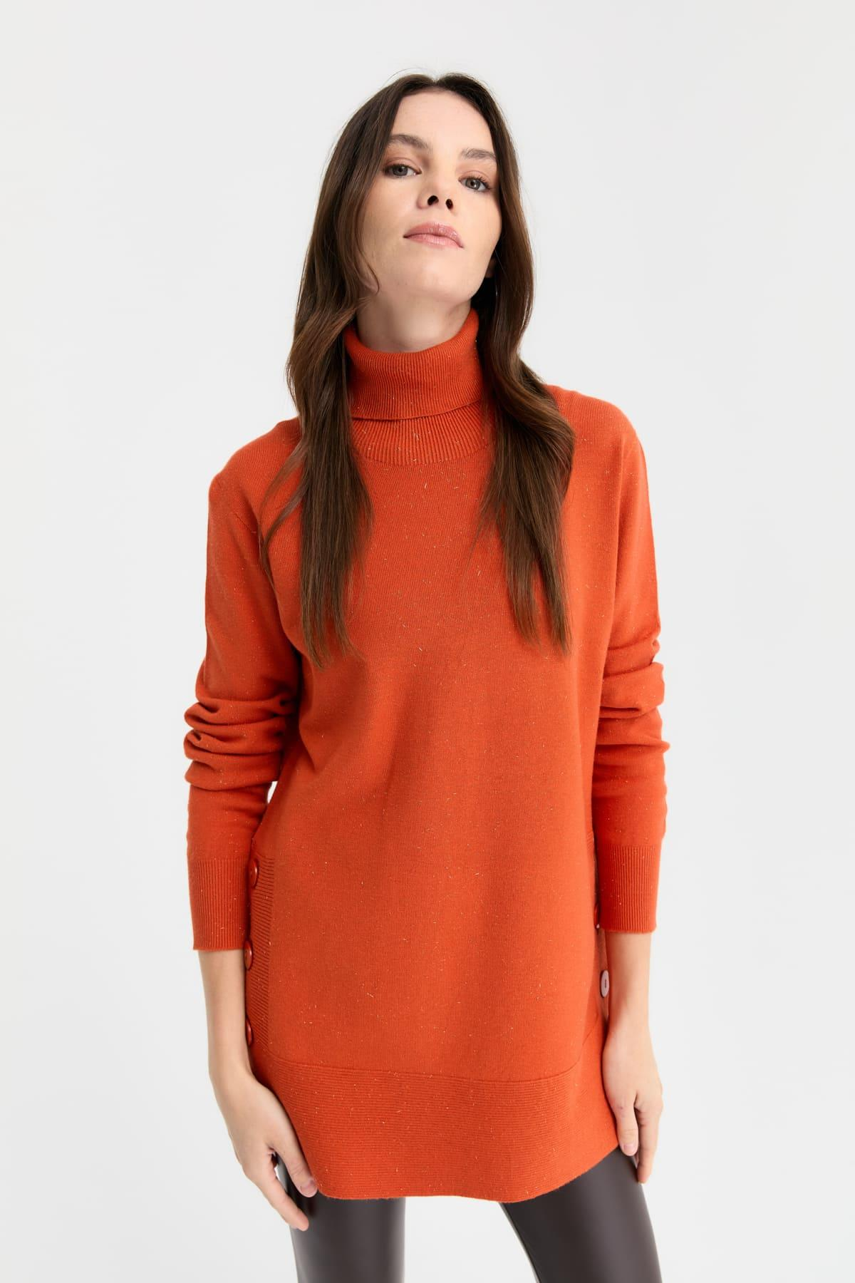 Desen Kadın Oversize Boğazlı Uzun Kol Kazak - Minimalist Stil