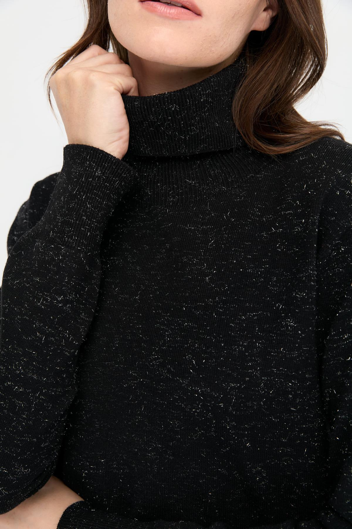 Desen Kadın Oversize Boğazlı Uzun Kol Kazak - Minimalist Stil