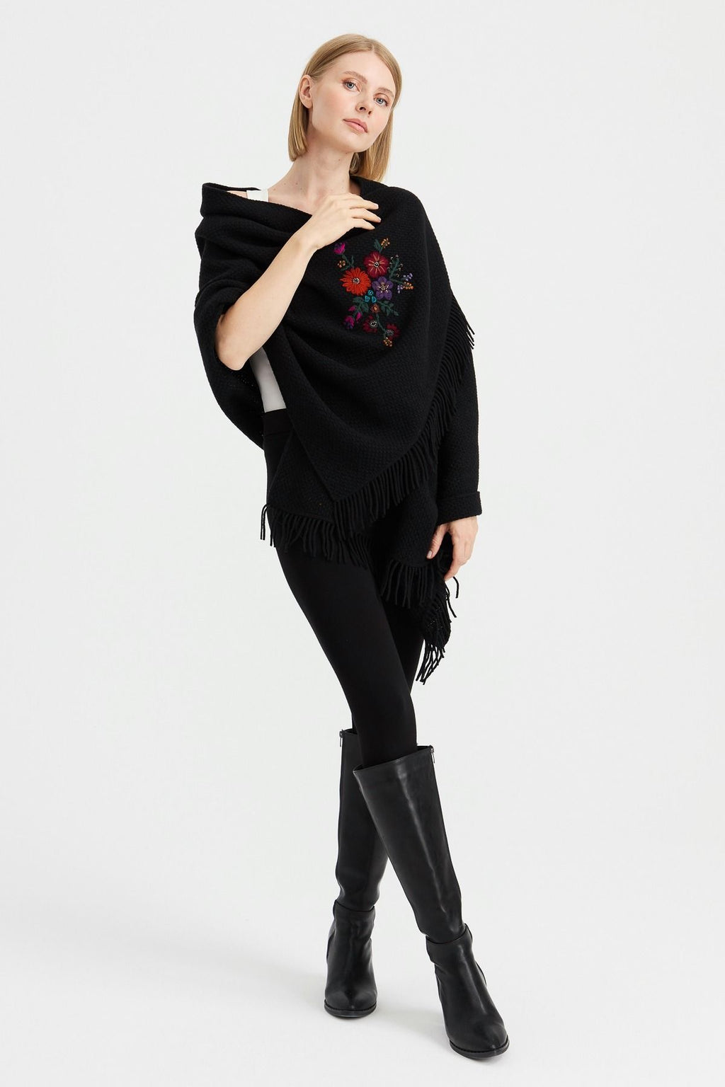 Desen Oversize Nakışlı Kadın Şal - Minimalist Bohemian Stil
