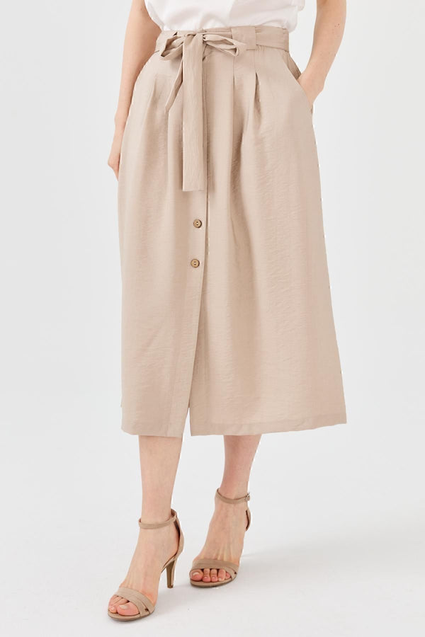 Desen Minimalist V Yaka Kısa Kol Kadın Tişört - Günlük Stil