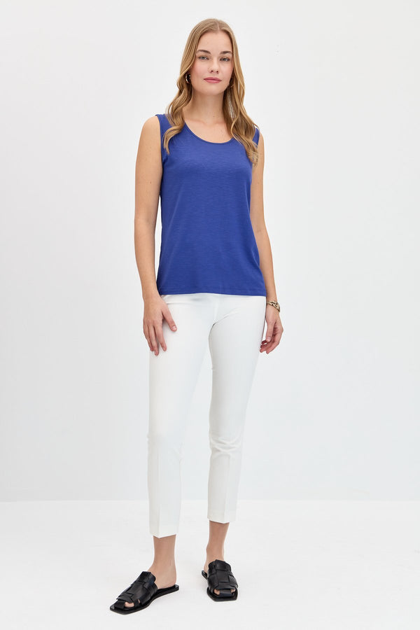 Desen Minimalist Kolsuz Oversize Kadın T-Shirt - Rahat ve Şık