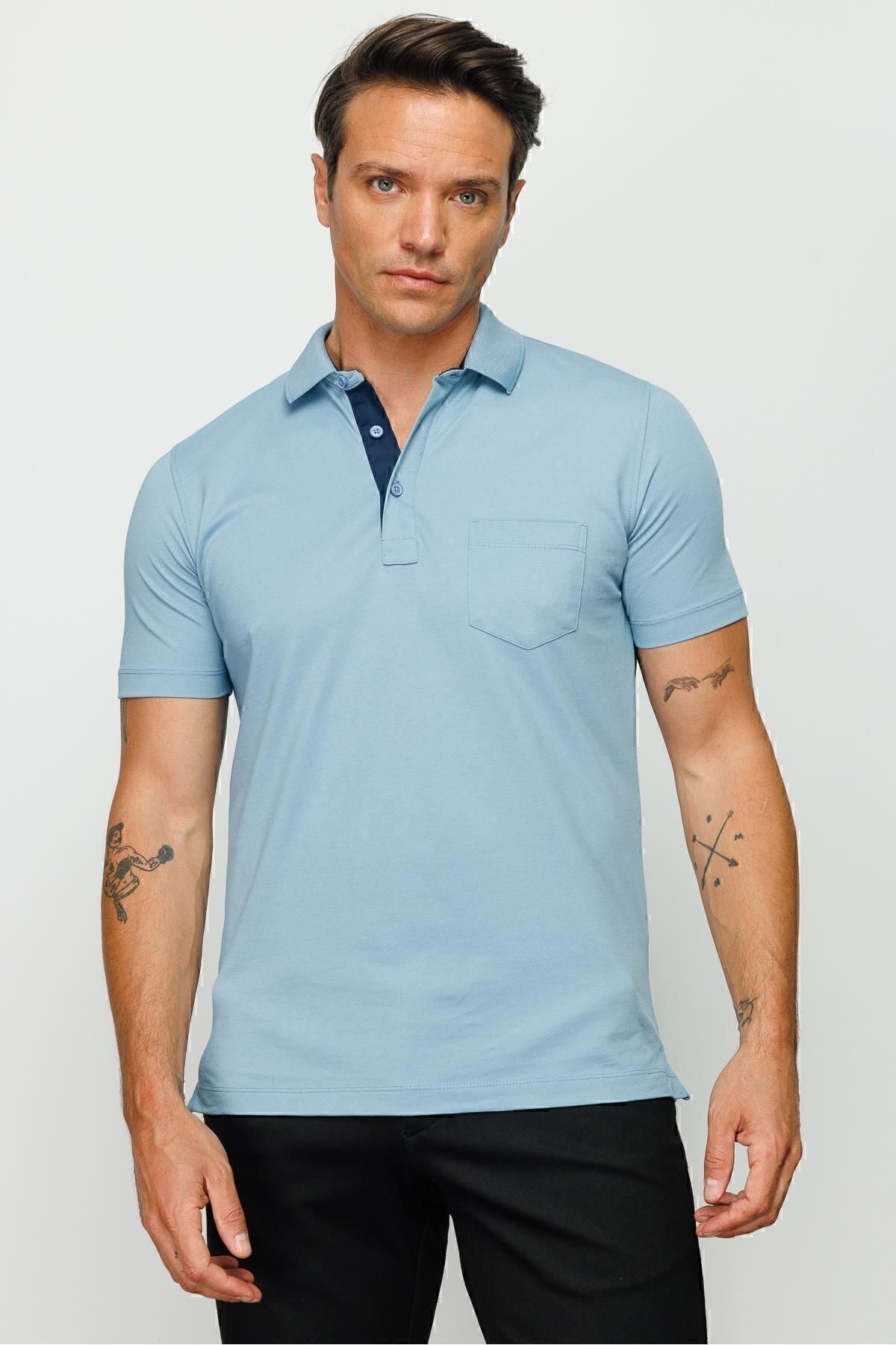 Desen Minimalist Polo Yaka Kısa Kol Erkek T-Shirt - Rahat ve Şık