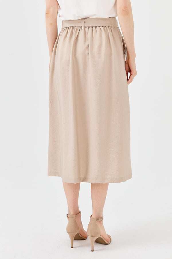Desen Minimalist V Yaka Kısa Kol Kadın Tişört - Günlük Stil