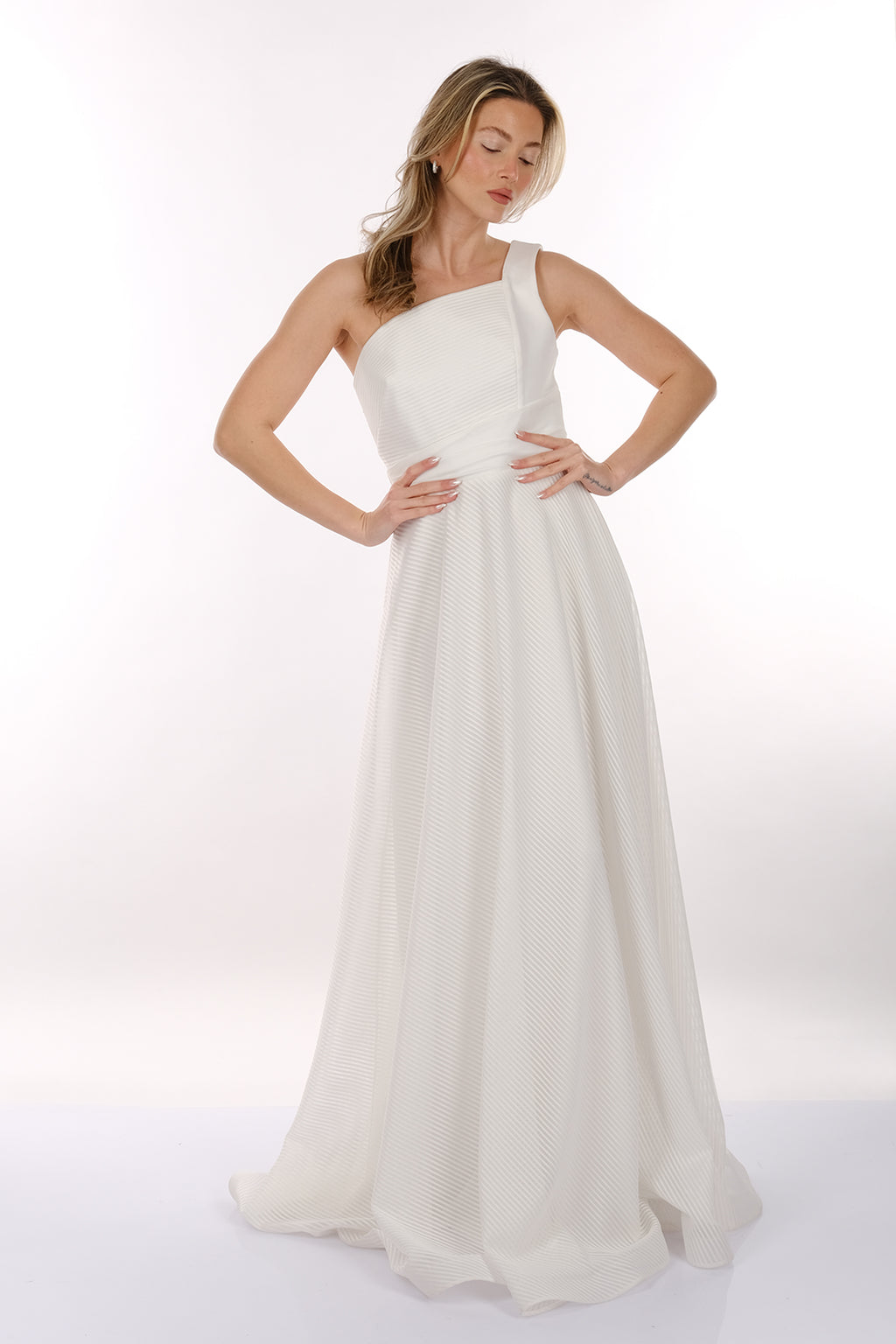 DORİDORCA Tek Omuz Kendinden Desenli Maxi Boy Kadın Abiye Elbise 2246026