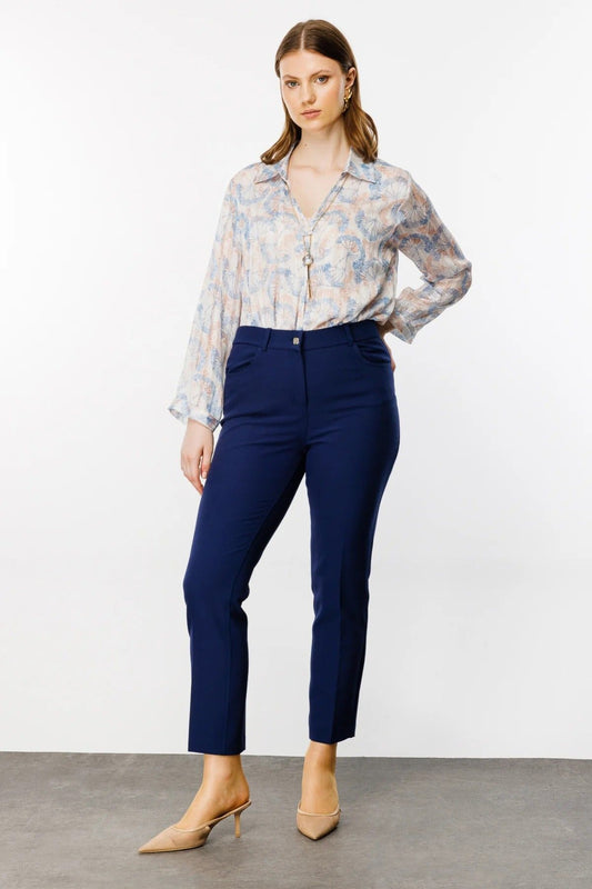 بنطلون نسائي من إيكول بي بي 24EKL03040